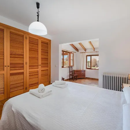 D'arbres - Stunning Mountain Views Semesterbostad